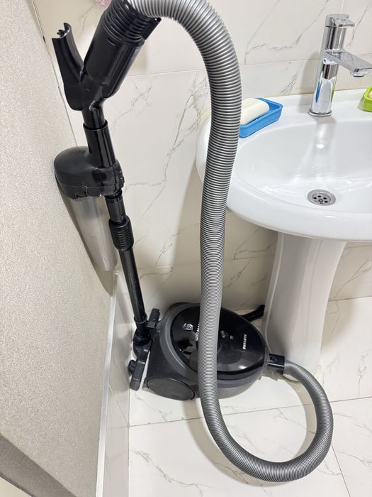 Продам пылесос 1