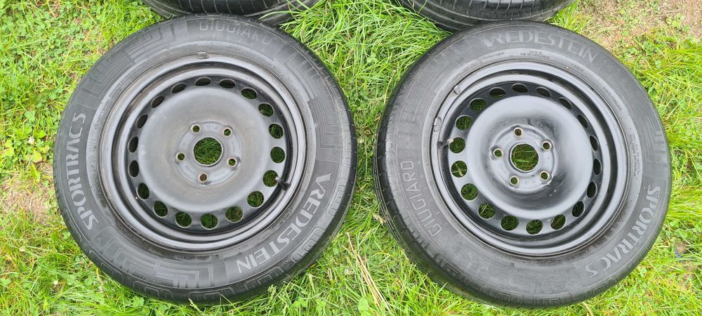 jante tabla 195/65/R15/vw golf 5 6/touran/audi a3/a4/octavia/