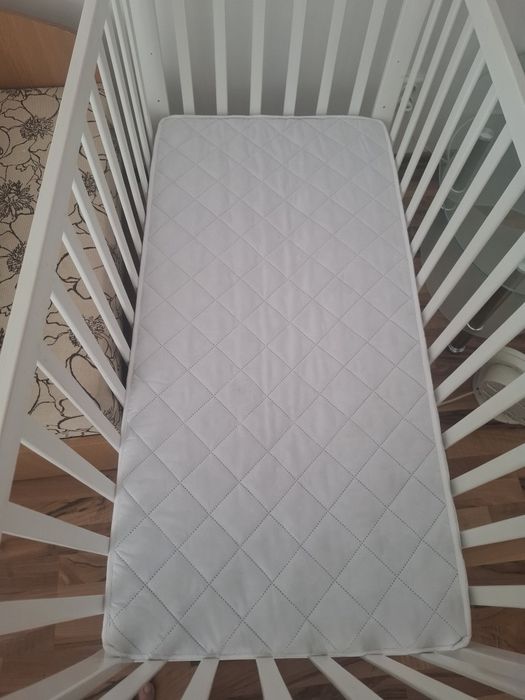 Pat lung bebelusi Mos Ene cu saltea