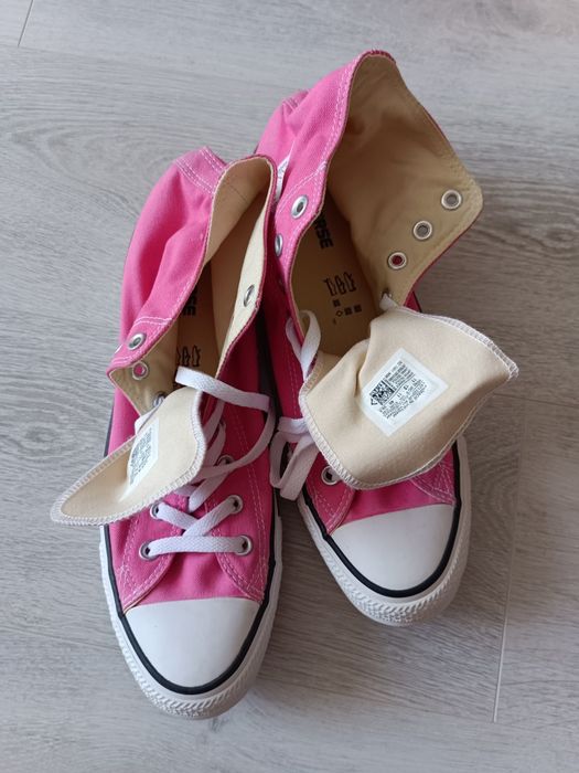 Кецове Converse.