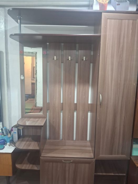 Продам прихожку новую