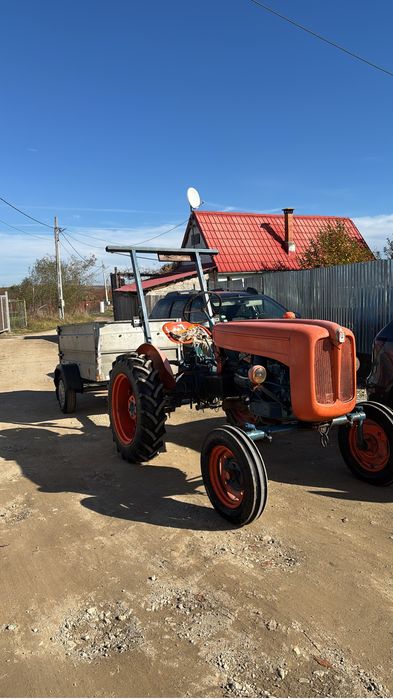 Tractor Fiat 211