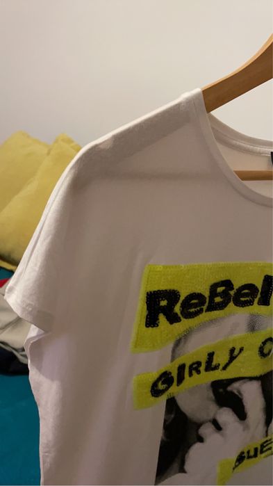 Tricou