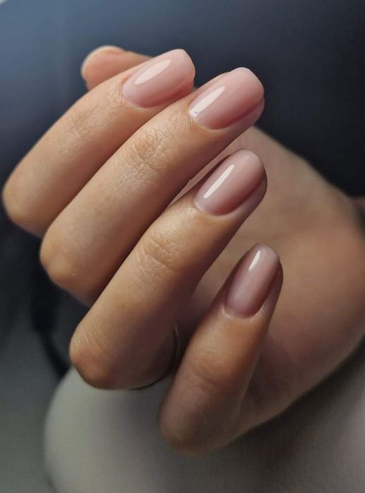 Manichiură și pedichiură 20% discount