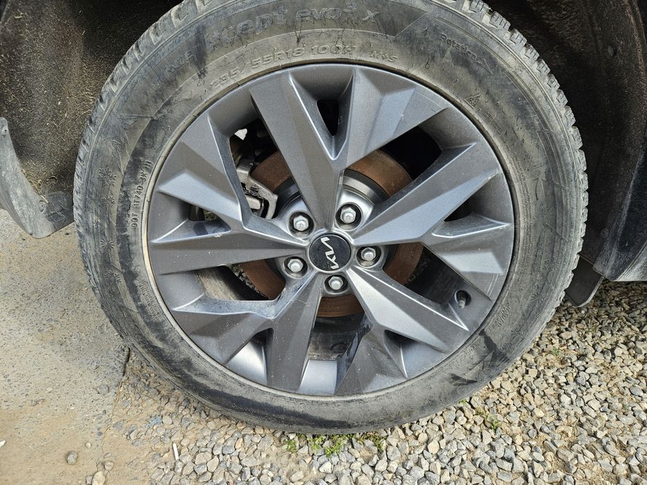Джанта с гума за Kia Sportage Gt line 235/55/18