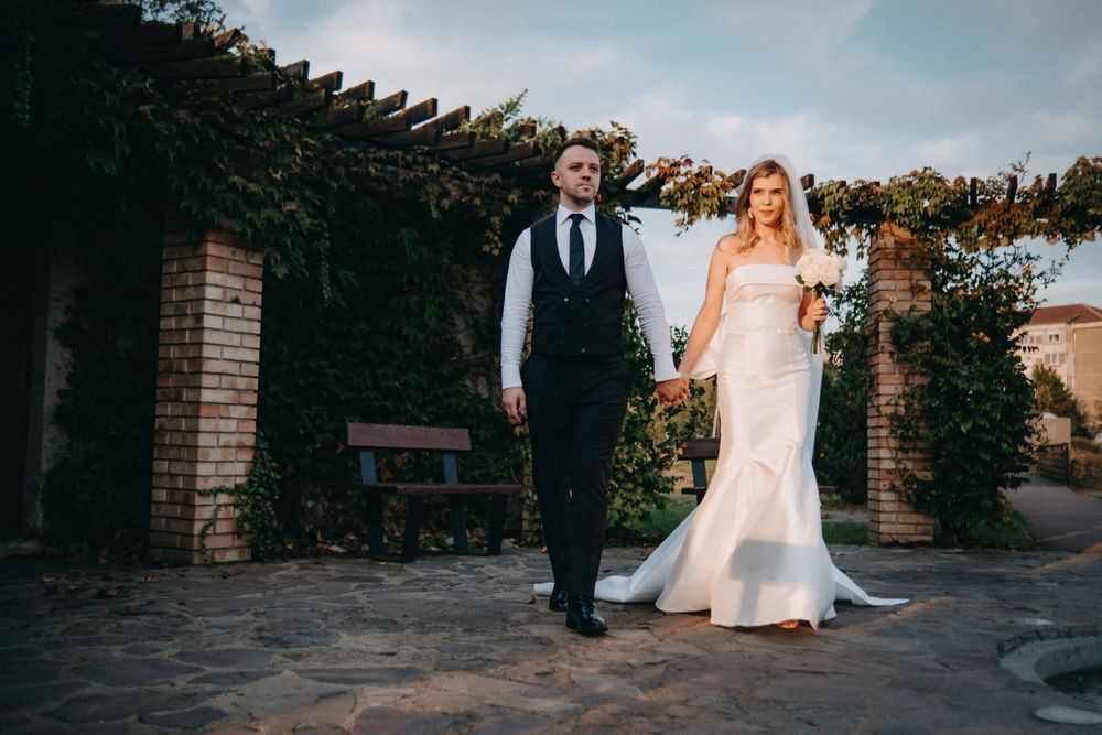 Vând rochie de mireasă