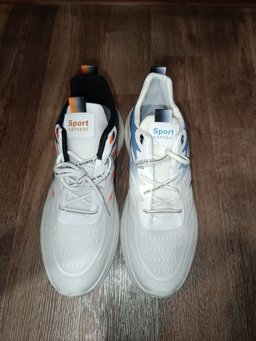 Кроссовки мужские