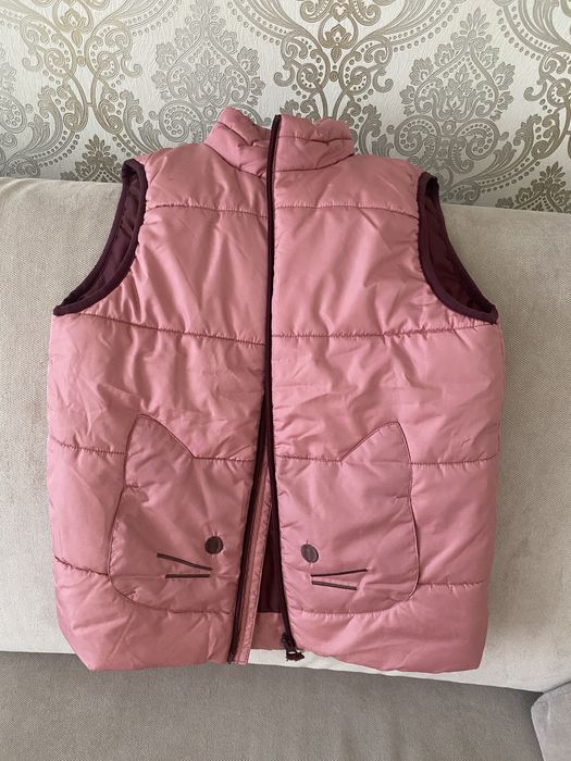 Продам безрукавку детскую рост 134-140