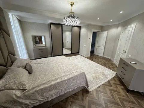 Продаётся КВАРТИРА 6/9/10 на 230м2 ЖК "Solaris" Ор-р: массив Кушбеги