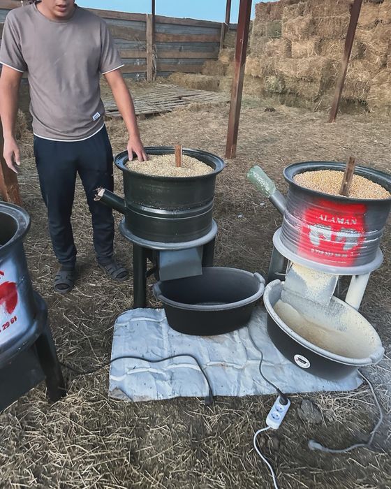 Дробилка шоп жем Ураган матор дравилка для зерна для  сено ячмень 3в1