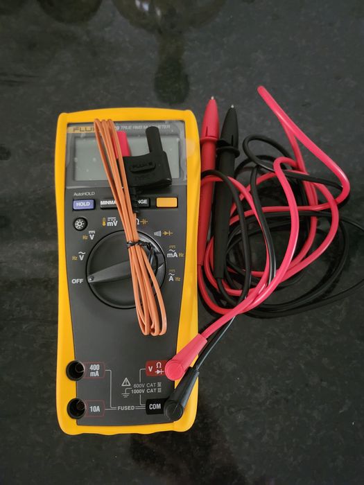 Fluke multimetru