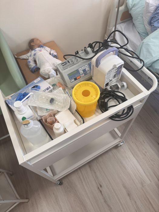 Официална рокля