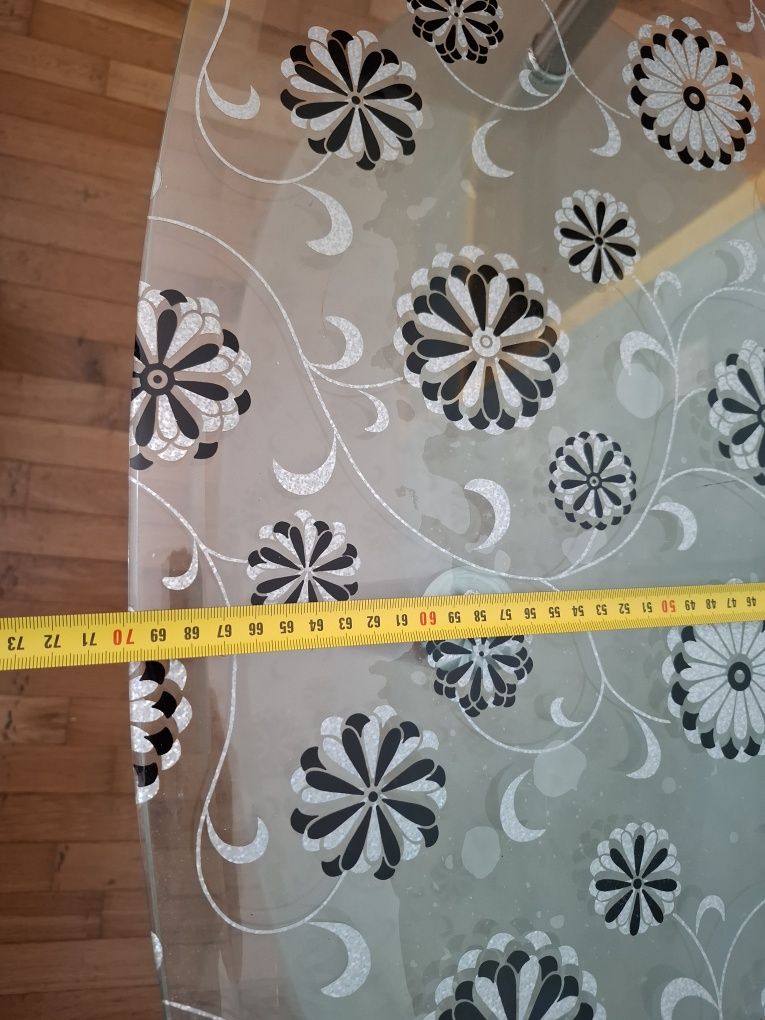 Vând masă de sticlă