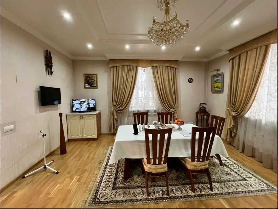 Продается дом в центре г.Караганды!