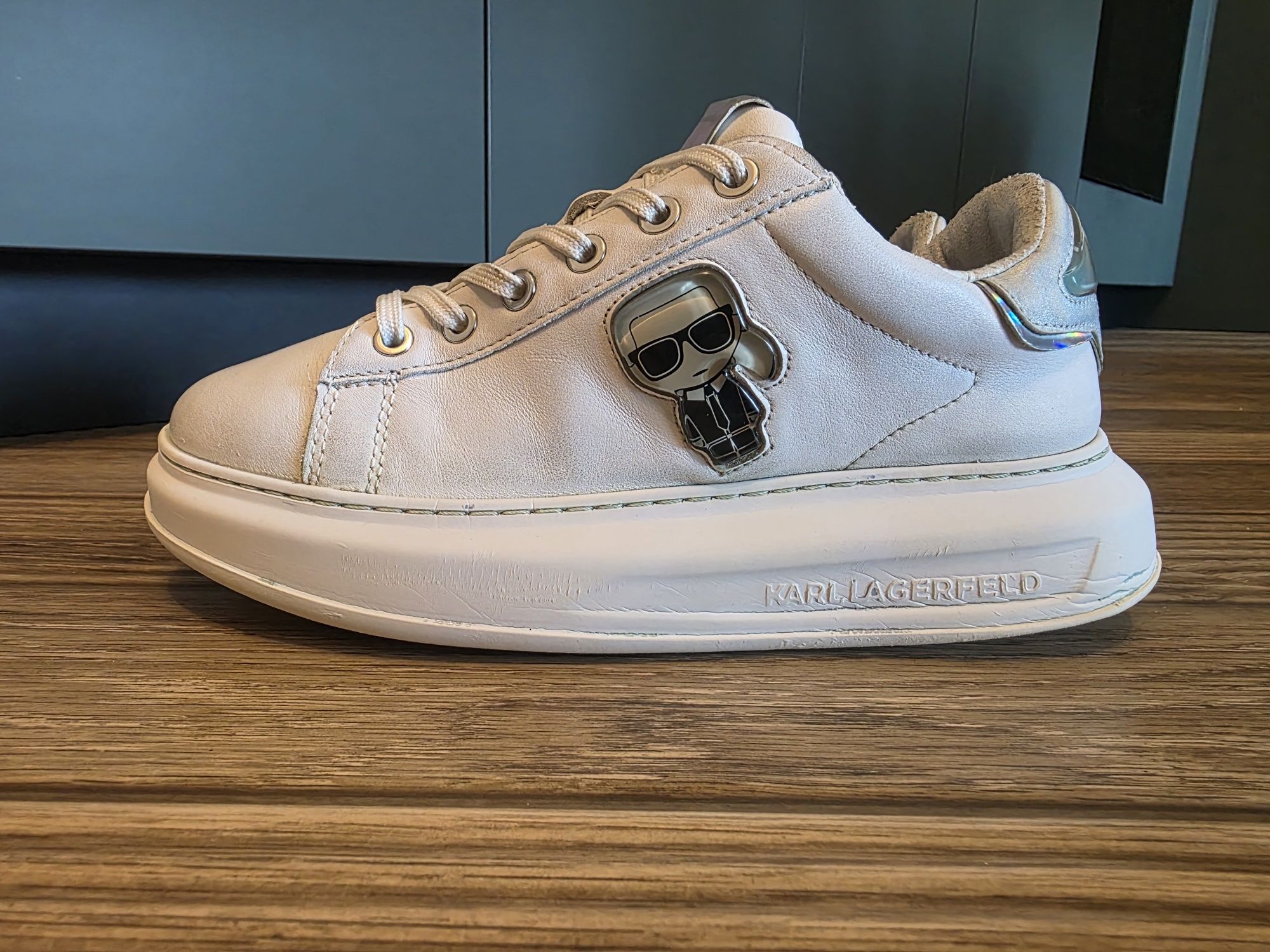 Дамски маратонки Karl Lagerfeld Резервирани  !