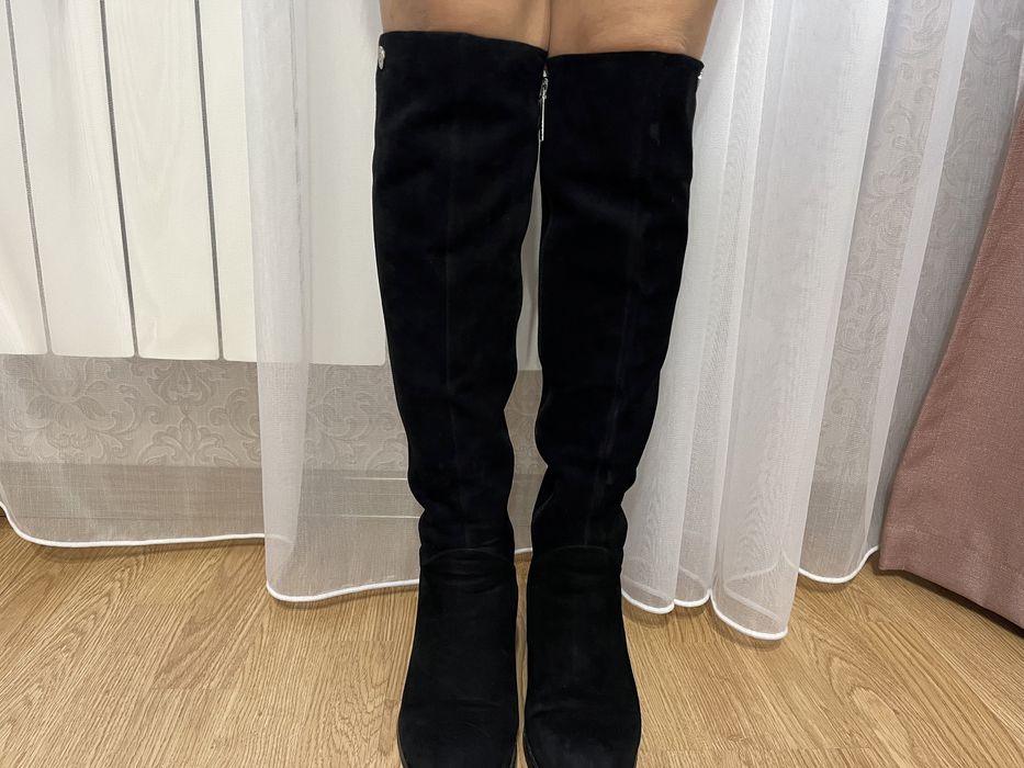 Замшевые сапоги Basconi