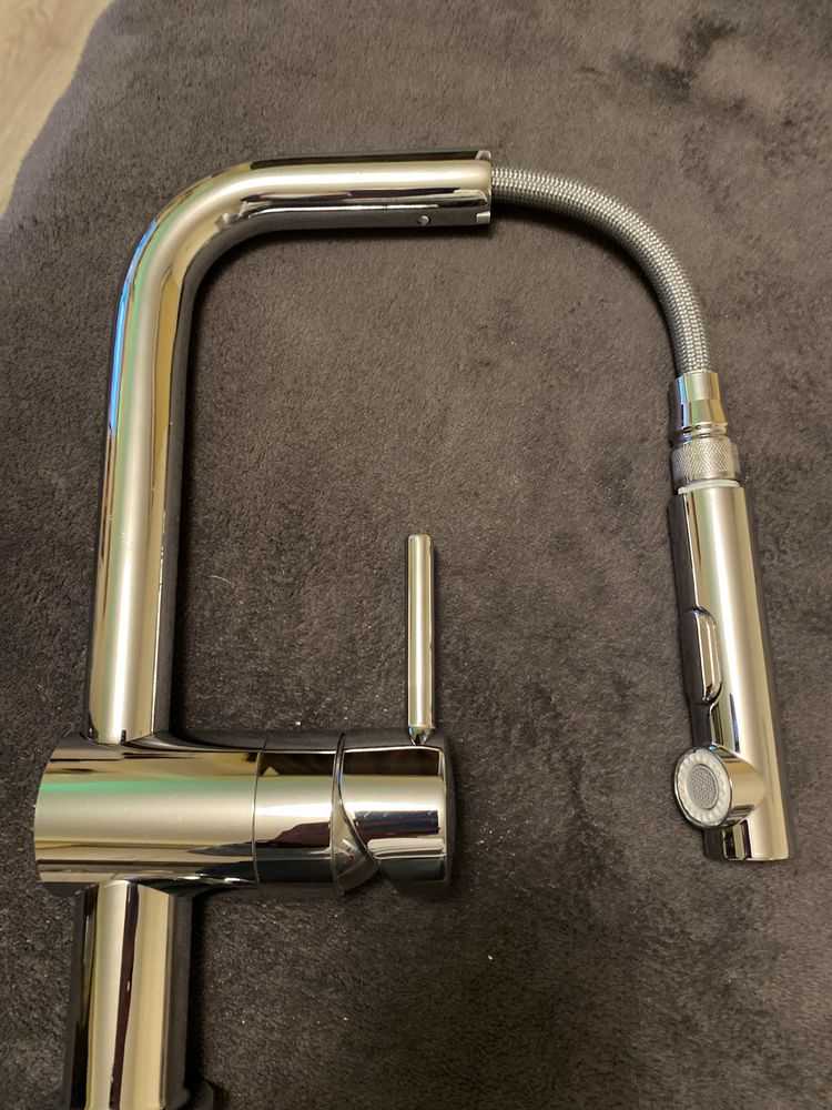GROHE MINTA смесител за мивка зa кухня с изтегляне