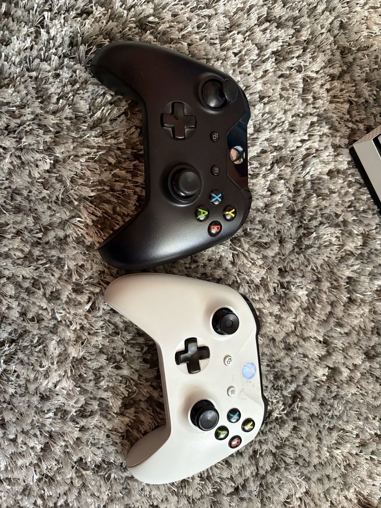 Xbox one s 1 T In stare foarte buna