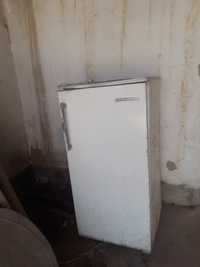 холодильник в рабочем состоянии