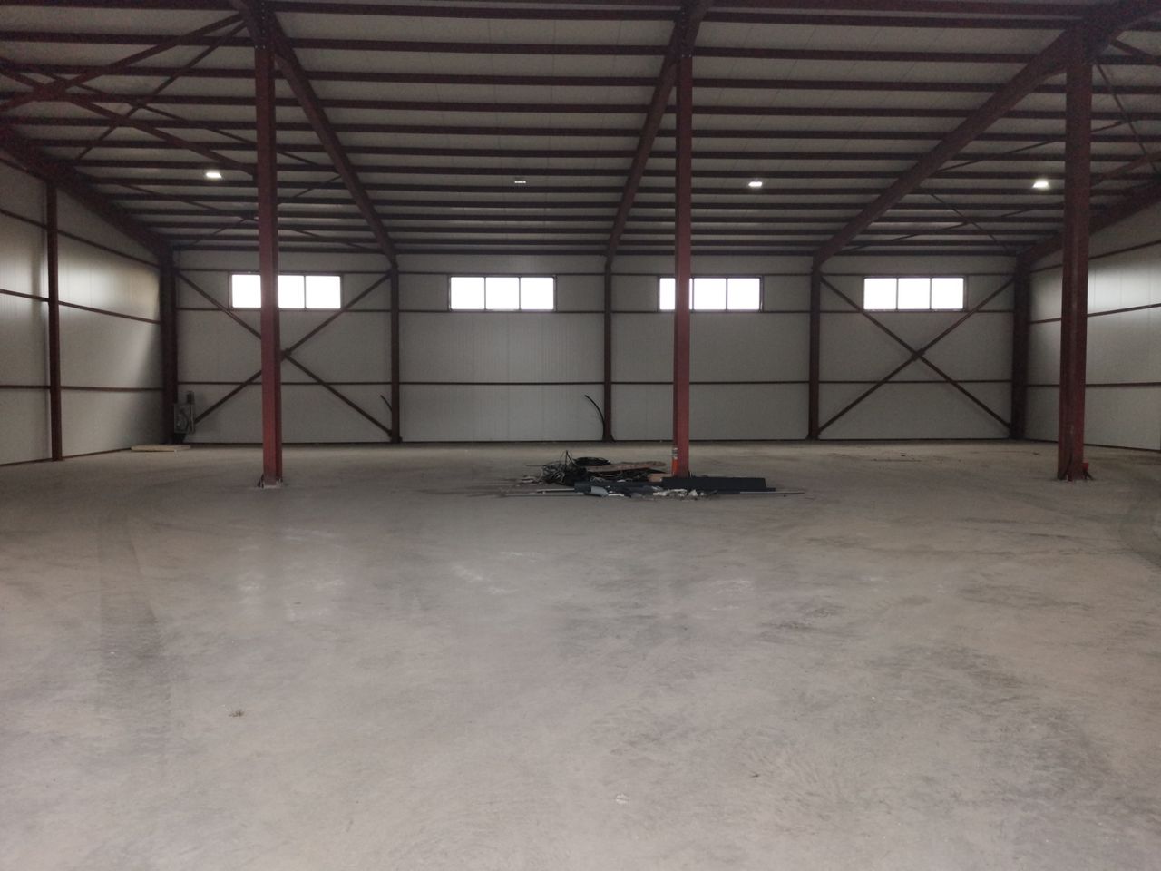 Дава се под наем Склад в София, Люлин 1 - 750 кв.м за 2550 € - Снимка #2