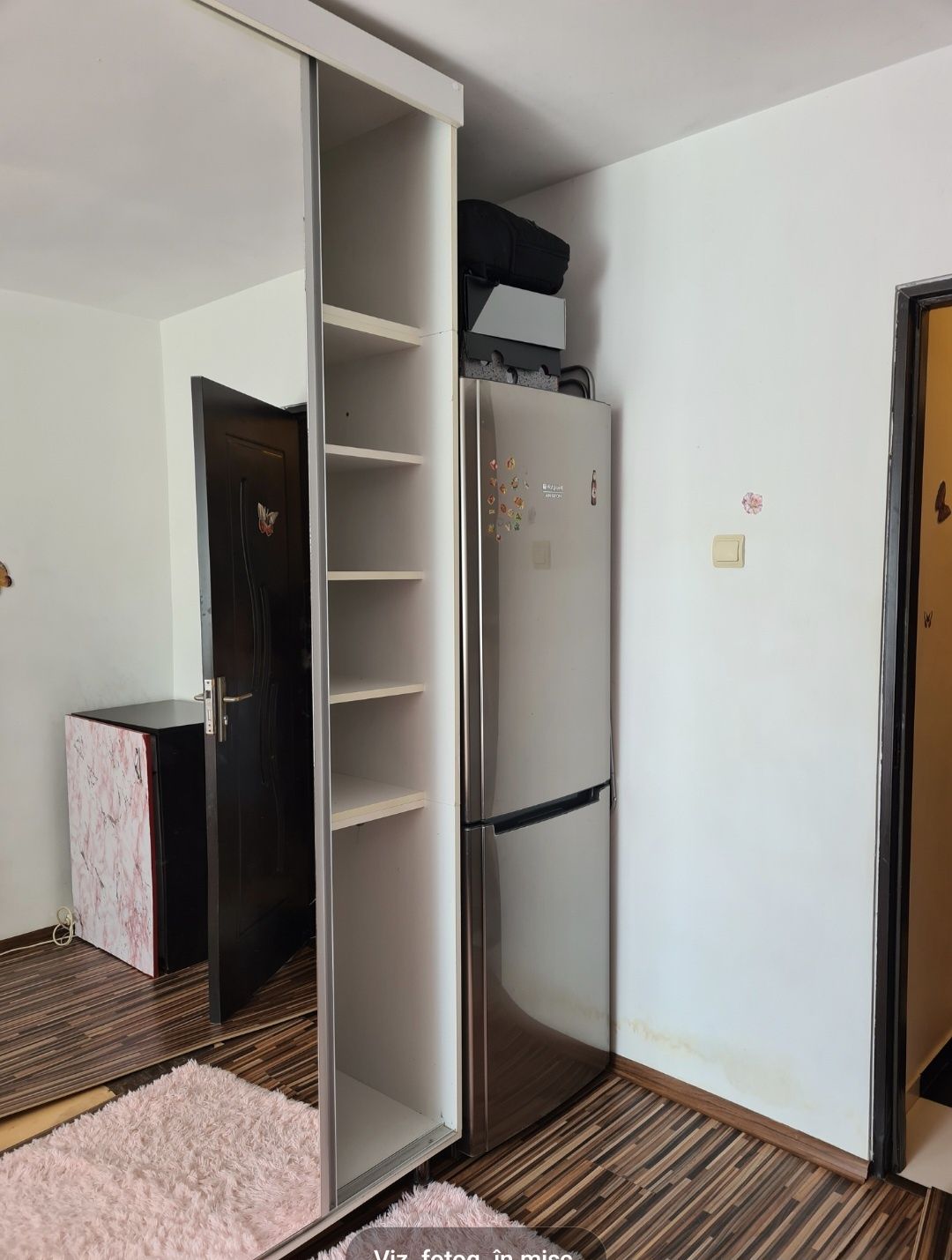 Vând dresing urgent 800 ron,pat plus saltea 100 și frigider 700