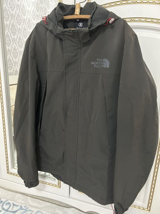 Продам подростковую ветровку