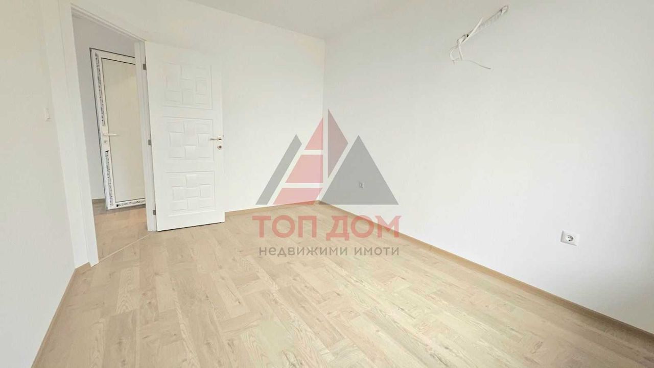 Продава се Двустаен апартамент в с. Кранево, Област Добрич - 70 кв.м за 1213 €/кв.м - Снимка #3