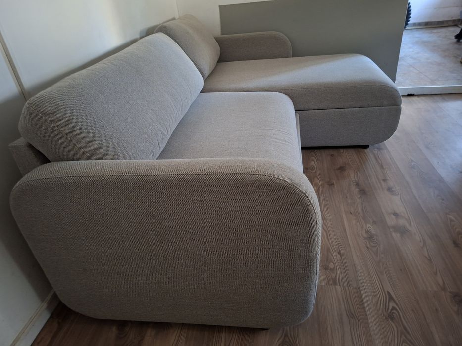 Vînd canapea,colțar,extensibilă Jiscisc