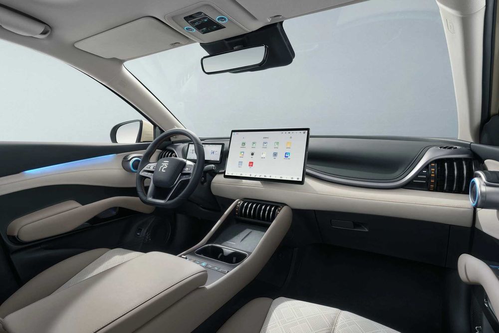 BYD YuanPLUS2 SmartFlagship510km новая, асфальт, 5 позиция, своя, 2025