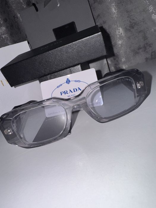 Слънчеви очила Prada 2025