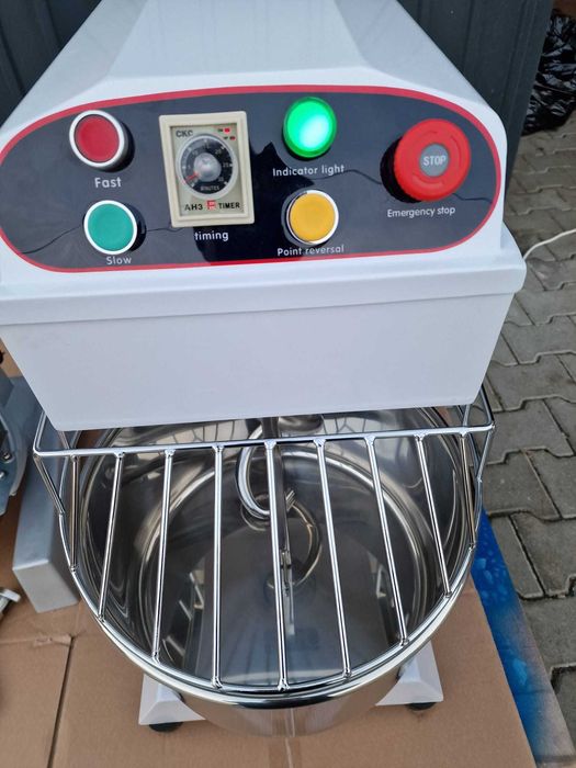 Malaxor aluat cu spirală cap fix, 35 litri, 2 viteze