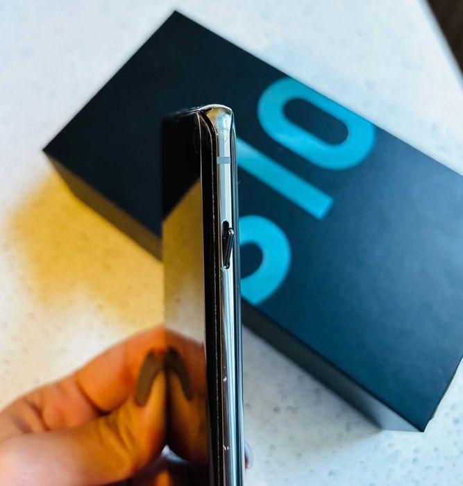 Samsung Galaxy S10