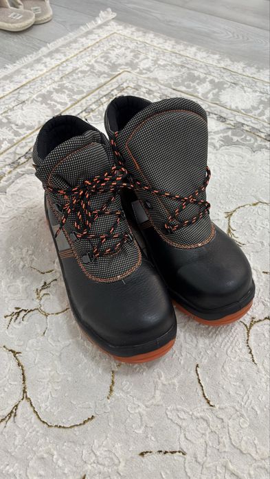 Спецобувь 42 размер