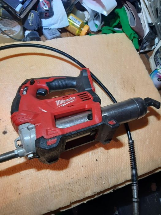 Milwaukee greso m18gg ca nou