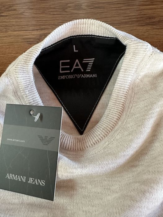 Мъжки пуловер Armani в бежово,финно плетиво