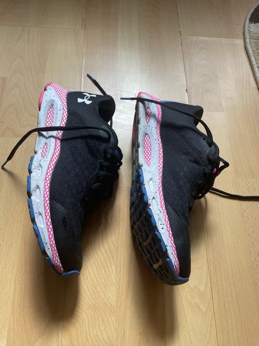 Adidasi Alergare UnderArmour HOVR INFINITE 3