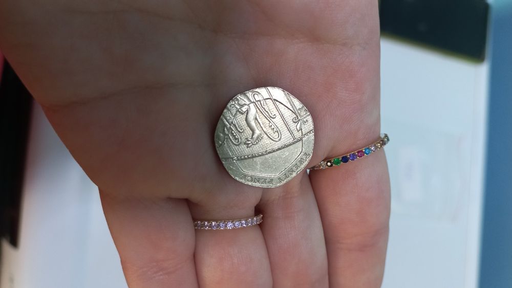 Монета Кралица Елизабет