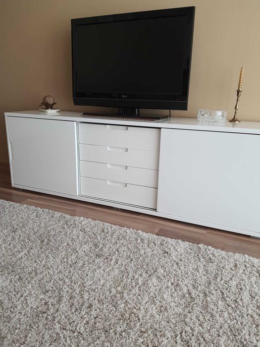 apartament de inchiriat