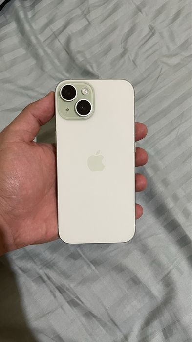 Iphone 15 mentoloviy svet