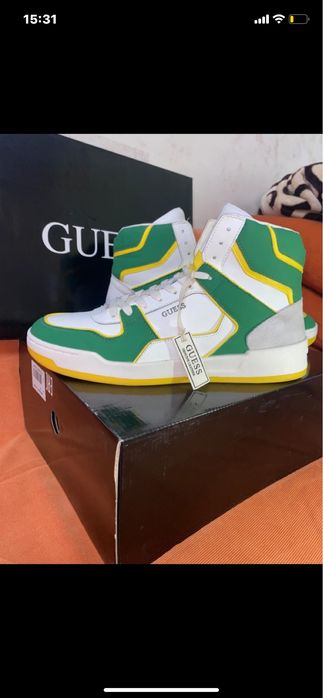 Adidași guess marimea 43noi