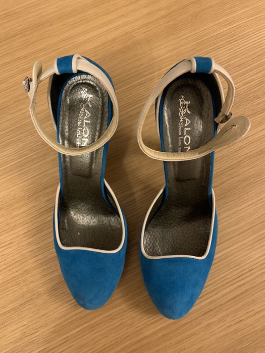 Pantofi de dama cu toc, din piele, facuti manual