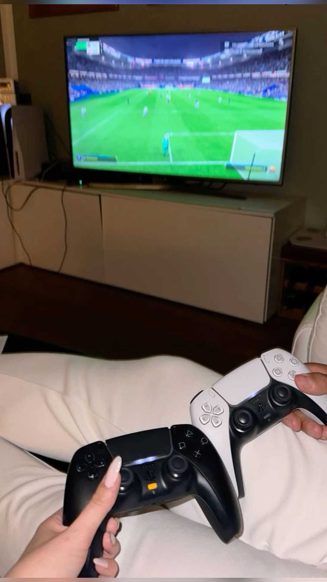 Пс5 пс4 в аренду. Прокат плэйстэйшн. Взять в аренду пс ps 4/5 прокат