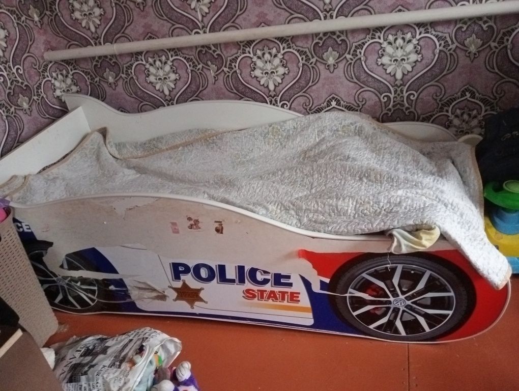 Кровать прадаëм хороший