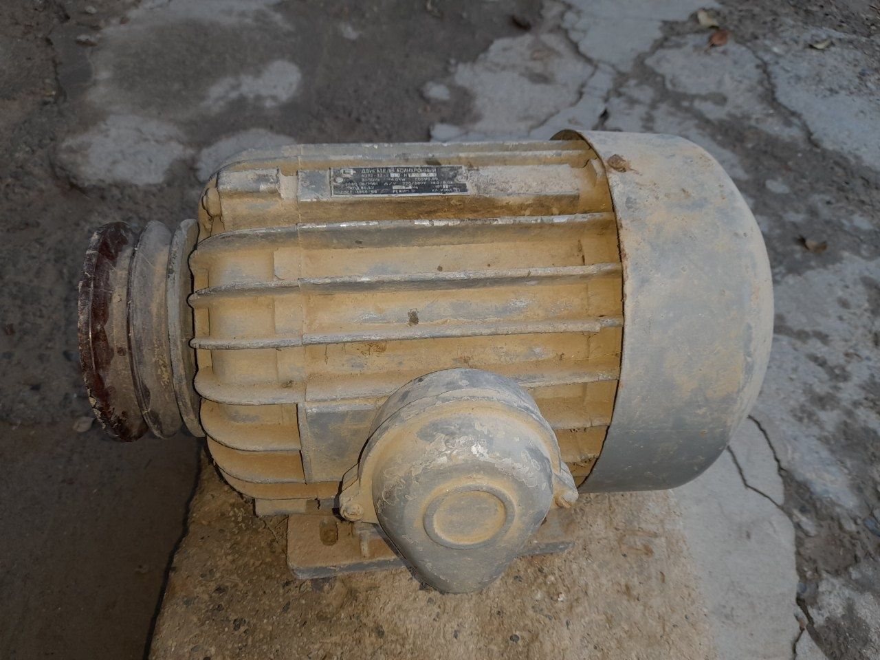 3 fazali motor aybi yoʻq.