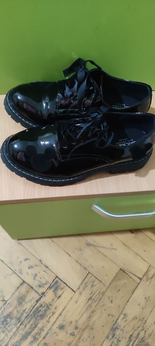 Готини обувки  тип лоуфъри