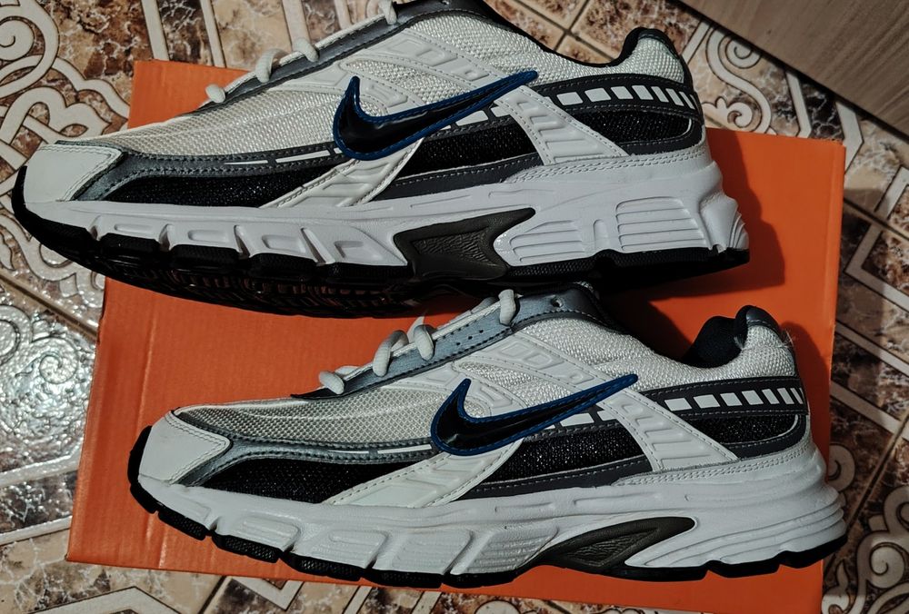 Nike Initiator Sn42 - White/Obsidian