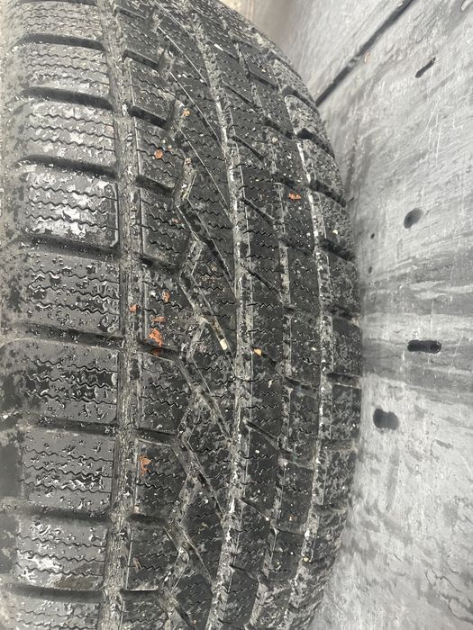 ГУМИ 17” 225 /65/17 зимни