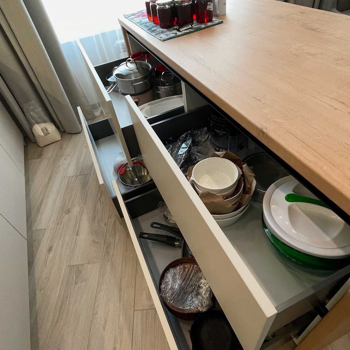 На заказ Прихожий Кухни Шкафы