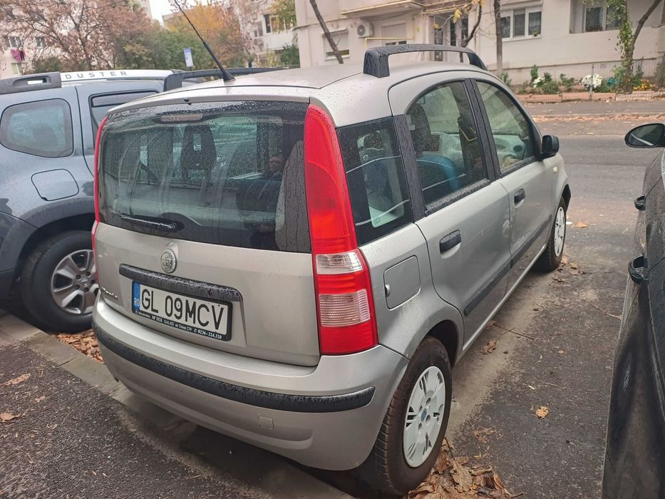 Vand Fiat Panda 1.2 benzina pret 1100 euro