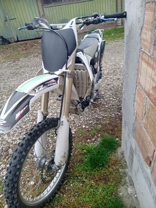 Cross Yamaha yz250f